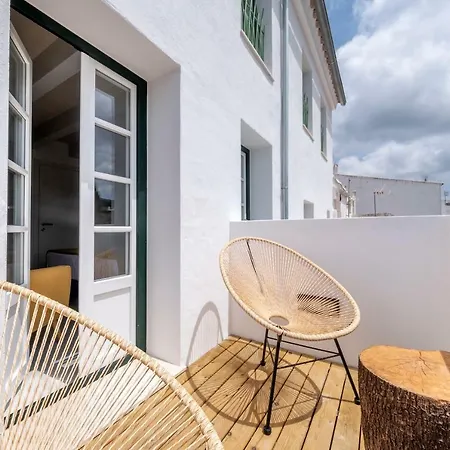 M - 27 3* Es Mercadal