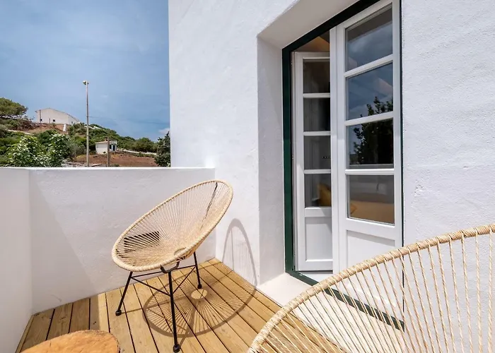 M - 27 3* Es Mercadal