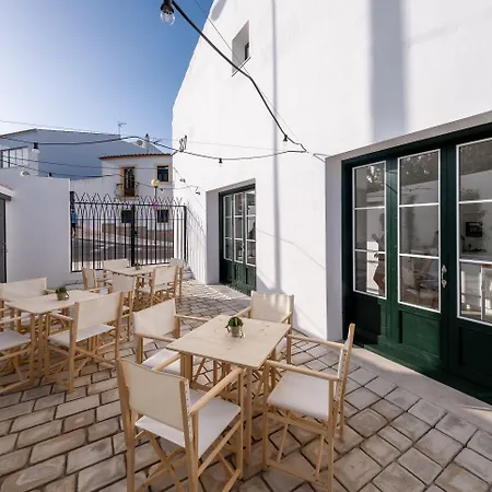 M - 27 Hotel