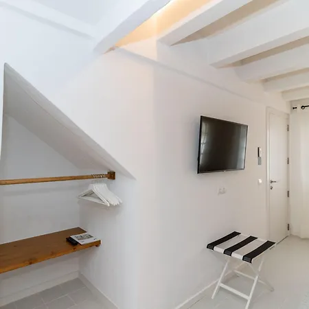 M - 27 Hotel Es Mercadal