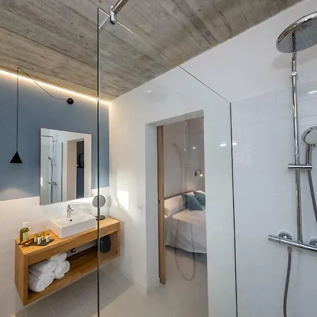 Hotell M - 27 3*
