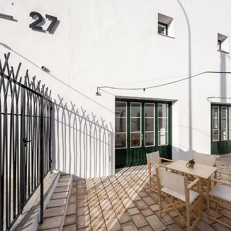 M - 27 Hotell 3*