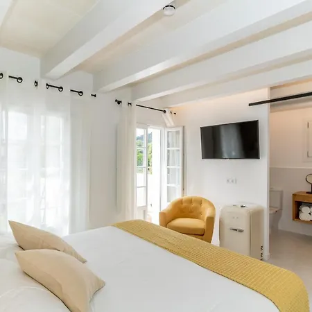 Hotell M - 27 3*