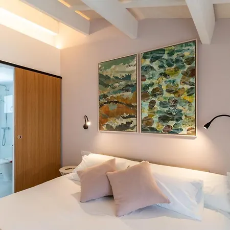 Hotel M - 27 3*