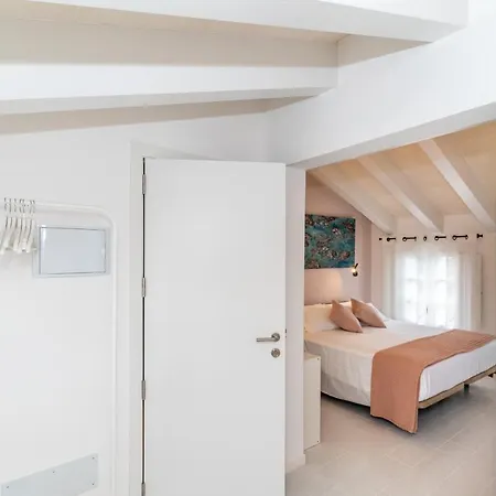 M - 27 Hotell 3*