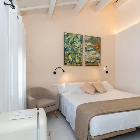 Hotell M - 27 Es Mercadal