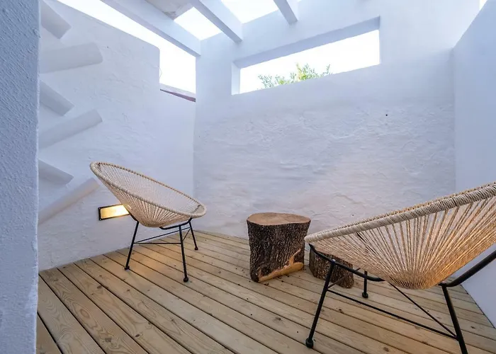 M - 27 Hotel Es Mercadal