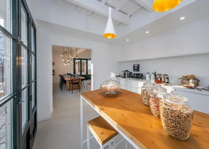 M - 27 3* Es Mercadal